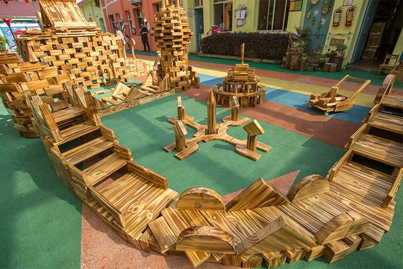 大型木製積み木 子供用知育玩具 屋外・屋内兼用ブロック カーボン加工パイン材 幼児向けSTEM教育 耐候性木のおもちゃ べる安全設計 保育園幼稚園教材 創造力育...