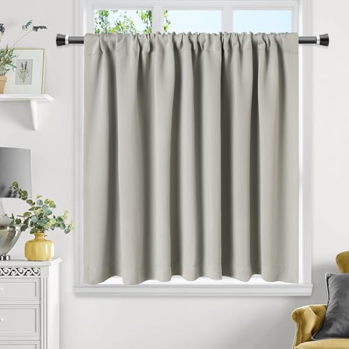 AooHome 遮光カーテン 小窓用 カフェカーテン 遮熱 断熱 1級遮光 高密度布製 目隠し 無地 UVカット 防寒 保温 省エネ 洗える 間仕切り 厚手 キッチン 浴室 トレイ 子供部屋 廊下 ライトグレー 1
