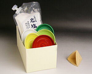【 伊勢 宮忠 】【 風水盛り塩セット(固め器:三角錐) 】神棚 風水 厄よけ 厄除け 開運 財運 金運 仕事運 勝負運 清めの塩 風水 職人手作り