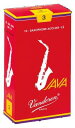 1983年にバンドレンがジャズとポップス用に開発した「JAVA ジャバ」のファイルドカットされたリードです。JAはジャズを表し、VAはバラエティー、そしてバンドレンを表しています。トラディショナル(青箱)より先端部が厚く、パレットがより柔軟なので、広い面積部分で最大限の弾力性を持って振動させる事が出来ます。よりフレキシブルで、正確なアタック、遠鳴りがして芯があり、リッチな響きが得られます。