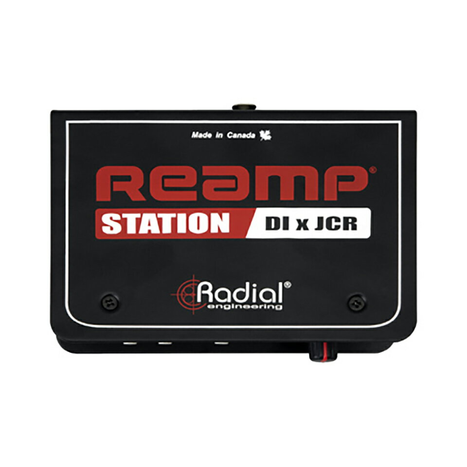 【製品概要】 Reamp Stationは、Radialを代表するDIとリアンプを1つの筐体に収めた製品です。 DIとリアンプの回路は独立して動作するため、ひとつずつまたは同時に使用することができます。 優れたリアンプは、クリーンで高品質なダイレクトレコーディングから始まります。そのためにはDI選びが非常に重要となります。Radial J48譲りのアクティブDI部は、後のリアンプ作業において最良の結果を実現するために微調整されています。一例として、スルー出力にユニティゲインClass-A バッファー回路を使用するスイッチがあり、それをオンにすることでアンプに接続したときにパッシブピックアップの負荷がかかるのを防ぎ、楽器の自然なトーンを維持します。DI回路は、オーディオI/Fやミキサーからの48Vファンタム経由で電力供給されるため、別途電源を用意する必要はありません。 Reamp Stationのリアンプ部は、エンジニアのJohn Cuniberti氏が最初に設計したReamp JCRの回路を採用しています。カスタム巻きの「Made in the USA」トランスを備えたJCRは、オーディオI/Fからのラインレベル信号を変換し、ギターアンプやペダルボードへの供給に最適な信号を供給します。 またリアンプ用のXLRおよびバランス1/4インチTRS入力に加え、3.5mmミニ入力も備えており、スマートフォンやタブレットなどのモバイル デバイスの接続を簡単に行うことができます。 オプションのSAシリーズラックマウントアダプターを使用することで、ラックマウントすることができます。またLINK IN/OUTをディジーチェーン接続し、オーディオI/Fの出力を複数のReamp Stationに送ることができます。