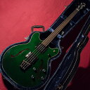 1967年にリリースされた”Starfire Bass II”はジャック・カサディやフィル・レッシュ等、数多くのアーティストに愛された”名器”と言える一本です。 以前リイシューされたリアP.U1発仕様のStarfire Bassとは異なり、ピックアップレイアウトはリア、フロントの2発。 サウンドメイクの自由度が飛躍的に上がりました。 2-ボリューム、2-トーンに加えピックアップセレクター、マスターボリュームも搭載し、当時としては画期的なコントロール。 現代的なプレイにも応える機能性を備えた仕様となっています。 Starfire Bassファンの間ではおなじみのDarkstar Pickup。 残念ながら現在ではなかなか入手が困難となっていますが、嬉しいことに本機に搭載されたオリジナルのBiSonic BS-1 Pickup はDarkstarと同様の抵抗値でデザインされ、ファンが求める”あのサウンド”を再現することに成功しています。 ウォームでスムーズ、かつ芯の太い特有のトーン。 マホガニー＆セミホロウのサウンドとのマッチングは申し分ありません。 ヴィンテージサウンドに敬意を払いつつも現代のミュージックシーンに十分対応する一本に仕上がっています。 specifications body: Body Construction : Semi-Hollowbody Body Top : Arched Laminated Maple Body Back : Arched Laminated Maple Body Sides : Laminated Maple Body Shape : Starfire Bass Bracing : Center Block Finish : Gloss Polyurethane, Black Body Depth Upper Bout : 1 3/4″ (44 mm) Body Depth Lower Bout : 1 3/4″ (44 mm) Body Length : 18 1/4″ (464 mm) Body Width Lower Bout : 16 3/8″ (416 mm) Body Width Upper Bout : 11 5/8″ (295 mm) Overall Guitar Length : 46″ (1168 mm) Body Binding : Ivory White with Black/White Purfling Purfling : Black/Ivory White Soundhole/F-Holes Binding : Unbound F Holes neck: Neck Material : 3-Piece Mahogany/Maple/Mahogany Neck Shape : Vintage Soft “U” Neck Finish : Gloss Polyurethane Scale Length : 30 3/4″ (781 mm) Nut Width : 1 1/2” (38mm) Nut Material : Bone Fingerboard Material : Indian Rosewood Fingerboard Radius : 12″ (305 mm) Fingerboard Inlays : Pearloid Dot # of Frets : 21 Fret Size : Narrow Jumbo Tuning Machines : Grover Vintage 142 Series Hardware Finish/Plating : Nickel Plated Truss Rod : Dual-Action Truss Rod Wrench : 7mm Hex Truss Rod Wrench features: Bridge : Guild Adjustable Bass Bridge with Rosewood Saddles Strings : D’Addario EXL165 Nickel Wound Bass, Custom Light, (.045-.105 Gauges) Case or Gig Bag : TKL Deluxe Hardshell Neck Pickup : Guild BS-1 BiSonic Bass Bridge Pickup : Guild BS-1 BiSonic Bass Pickup Configuration : SS Control Knobs : Black Plastic Controls : Individual Volume ＆ Tone, Master Volume, 3-wayToggle Pickup Selector Strap Buttons : Vintage-Style 【こちらはお取り寄せ商品です】 ※こちらの商品はお取り寄せ商品となります。メーカー在庫状況によりお時間を頂く場合がございます。 ※商品写真はサンプル画像です。実際の商品は木目・色合い、パッケージ等異なる場合がございます。 ※製品の価格・仕様は予告なく変更になる場合がございます。