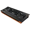 4ボイスのポリフォニック・アナログ・シンセサイザー「minilogue xd」のモジュールモデル。 【製品概要】 カスタマイズ可能なデジタル・マルチ・エンジン、デジタル・エフェクトを搭載した4ボイスのポリフォニック・アナログ・シンセサイザーminilogue xdに、モジュール・タイプのモデルが登場です。 デスクトップ・スタイルのボディは鍵盤付きモデルと同等の操作子を備えており、キーボードやDAWの追加音源としてだけでなく、パフォーマンスの使い勝手も良好で、アナログ・ポリフォニック音源のシンセを手軽にあなたのセットに組み込めます。またポリ・チェイン機能を装備しており、minilogue xdもしくはminilogue xd module同士と組み合わせることで、2台で計8ボイス相当のポリ・シンセとして、ステージやスタジオで使うこともできます。 あなたの機材やシステムにぜひ、minilogue xdのサウンドを加えてください。 【製品特徴】 ■アナログ・シンセサイザー回路 + デジタル・マルチ・エンジン搭載。 構成は2VCO + MULTI ENGINE、1VCF、2EG、1VCA、1LFO。オシレーターの倍音を形成するウェーブ・シェイプや、シンク／リング・スイッチ、などシリーズ共通の特徴的な回路に加え、クロス・モジュレーションや効きの鋭い2ポール・ローパス・フィルター、サウンドに太さを加えるドライブ・スイッチを搭載。そのサウンドはアナログならではの暖かみを感じるパッドからファットなベース、抜けの良いリードまで、あらゆるバリエーションをカバーします。 2つのアナログVCOに加え、3つめのオシレーターとして搭載されたマルチ・エンジンは、デジタル・サウンドの魅力を提供します。ノイズ、VPM、ユーザー・スロットという3つの異なる音源タイプを搭載したこのエンジンは、アナログとは違うサウンドの特色を活かして、アナログ・エンジンと一緒に鳴動させることで、ハイブリッドな音作りの可能性を無限に拡げます。 ■高品位なデジタル・エフェクト。 32bit float処理のハイクオリティなデジタル・エフェクトが、minilogue xd moduleのサウンドをさらに磨き上げます。モジュレーション・エフェクト、リバーブ、ディレイの3系統を同時使用可能で、コーラスやアンサンブル、暖かみのあるテープ・ディレイ、多彩なリバーブなど、幅広いバリエーションから選ぶことができます。またユーザー・エフェクト・スロットには、自作のエフェクト・プログラムをロードすることが可能です。 ■無限の可能性を引き出すユーザー・カスタマイズ。 minilogue xd moduleは、オープン環境によるカスタマイズの可能性を提供します。16個のユーザー・オシレーター・スロットと16個のユーザー・エフェクト・スロットを、カスタマイズのために本体に予め用意。専用のライブラリアン・ソフトウェアを経由して、SDK（Software Development Kit）で作られたオシレーターやエフェクト・プログラムを本体へロードすることが可能です。 ■ポリフォニック・ステップ・シーケンサー。 minilogue xdシリーズの大きな特徴である16ステップのステップ・シーケンサー。全てのファクトリー・プリセット・プログラムには、アイデアが広がるシーケンス・パターンが1つずつ埋め込まれています。 このステップ・シーケンサーは、リアルタイムRECとステップRECに対応。16個のステップ・ボタンをダイレクトに選択できるため、ステップの音の差し替えやミュートなど素早いエディットや即興パフォーマンスが可能です。さらにノブの動きを4つまで記憶してサウンドに時間的な変化を与えるモーション・シーケンスは、連続的な値の変化だけでなく、ステップごとに断続的に値を記憶することが可能に。各ステップにそれぞれ異なる音作りをして配置できるため、例えば一つのプログラムからドラム・パターンやSEを作るなど、アイデア次第で使い方も拡がります。 この16個のボタンは、KeyboardモードをOnにすることにより、1オクターブ強の鍵盤としても機能するので、サウンドの確認にも便利です。 ■ポリ・チェインに対応。 minilogue xd moduleは、minilogue xdシリーズ（※1）と組み合わせることで（※2）、ポリ・アサイン設定が可能。コントロールのマスター（主）とスレーブ（従）を設定することで、8ボイスのポリフォニック・シンセサイザーとして発音します（※3）。minilogue xdのボイス追加音源として、あるいはDAWを中心とした制作システムの音源としてなど、様々な用途に対応します。 ※1：鍵盤付きモデルはSystem v1.1以降。 ※2：xd、xd moduleはどの組み合わせでも可能。 ※3：2台のxd本体から4ボイスずつ、最大で計8ボイス発音可能。マスター側の発音を優先し、5ボイス目以降がスレーブ側に割り振られる仕様 【製品の特長】 ■クラスの常識を破壊する、アナログ・シンセサイザー回路。 ■デジタル・マルチ・エンジン搭載。 ■高品位なデジタル・エフェクト。 ■無限の可能性を引き出すユーザー・カスタマイズ。 ■16個のボタンで操るポリフォニック・ステップ・シーケンサー。 ■作り込まれたインターフェース。 ■充実の入出力端子。 【製品仕様】 ■音源：アナログ音源+マルチ・デジタル音源 ■最大同時発音数：4ボイス ■プログラム：500（工場出荷時は200のプリセット・プログラムと300のユーザー・プログラム）各プログラムにはボイス・・モードの設定を含む。フェイバリット機能搭載。 ■ボイス・モード：4（POLY、UNISON、CHORD、ARP / LATCH） ・モードごとにそれぞれ異なるパラメーターを変化させるVOICE MODE DEPTH ■シーケンサー：16ステップ・ポリフォニック・シーケンサー ■主なシンセ・パラメーター ・VCO1：WAVE（SAW、TRIANGLE、SQUARE）、OCTAVE、PITCH、SHAPE ・VCO2：WAVE（SAW、TRIANGLE、SQUARE）、OCTAVE、PITCH、SHAPE ・MODULATION：SYNC、RING、CROSS MOD DEPTH ・MULTI ENGINE：NOISE/VPM/USER、TYPE、SHAPE ・MIXER：VCO1、VCO2、MULTI ・VCF：CUTOFF、RESONANCE、DRIVE、KEYTRACK ・AMP EG：ATTACK、DECAY、SUSTAIN、RELEASE ・EG：ATTACK、DECAY、EG INT、TARGET（PITCH、PITCH2、CUTOFF） ・LFO：WAVE（SAW、TRIANGLE、SQUARE）、MODE（BPM、NORMAL、1-SHOT）、RATE、INT、TARGET（PITCH、SHAPE、CUTOFF） ■主なエフェクト・パラメーター ・EFFECT TYPE（MODULATION、REVERB、DELAY）、ON/OFF（SELECT、ON、OFF）、TIME、DEPTH ■MULTI ENGINE： ・ノイズ・ジェネレーター：4タイプ ・VPMオシレーター：16タイプ ・ユーザー・オシレーター：16スロット ■MOD EFFECTS ・CHORUS：8タイプ ・ENSEMBLE：3タイプ ・PHASER：8タイプ ・FLANGER：8タイプ ・USER：16スロット ■DELAY ・DELAY：12タイプ ・USER：8スロット ■REVERB ・REVERB：10タイプ ・USER：8スロット ■コントロール：KEYBOARDスイッチ ■ポリ・チェイン機能：2台のminilogue xdで最大8ボイスのポリフォニック発音 ■ディスプレイ ・メイン：オシロスコープ機能付き有機ELディスプレイ ・MULTI ENGINEセクション：7セグメント x 6桁LEDディスプレイ ■入出力端子 ・ヘッドホン端子（ステレオ・フォーン・ジャック） ・OUTPUT L/MONO、R端子（モノラル・フォーン・ジャック、不平衡） ・CV IN 1、2端子（3.5mmモノラル・ミニ・ジャック、入力電圧：Modulationモード時 -5V〜+5V、CV/Gateモード時 -3V〜5V） ・SYNC IN端子（3.5mm ミニ・ジャック、最大入力レベル 20V） ・SYNC OUT端子（3.5mm ミニ・ジャック、出力レベル 5V） ・MIDI IN端子 ・MIDI OUT端子 ・USB B端子 ・DAMPER端子（ハーフ・ダンパー非対応） ■電源：ACアダプター（DC9V） ■消費電力：8 W ■外形寸法：500 (W) x 179 (D) x 85 (H) mm ■質量：2.6 kg ■付属品：ACアダプター ■別売アクセサリー ・ソフト・ケース：SC-MINILOGUE ・マルチパーパス・トール・バックパック：SEQUENZ MP-TB1 ・シンク・ケーブル：SQ-CABLE-6 ・ダンパー・ペダル：DS-1H ・ペダル・スイッチ：PS-1 ・ペダル・スイッチ：PS-3