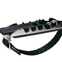 トグルアクション・カポはカーブドとフラットを用意、きっちりとしたクランプができます。 使い易く、ギターを傷つけず、薄い形状でフィンガリングの邪魔をしません。 “adjust-o-strap”機能採用でファインチューンニング ニッケルメッキ