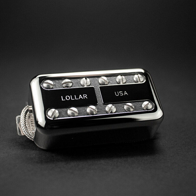 Lollartron Humbucker Neck又はBridgeポジションの単品です。 1960年代のGretch Country Gentlemanを基本としてチェット・アトキンスによって有名になったクラシック・ロカビリーのハムバッカー・トーンを再現しました。 ネック・ポジションは暖かなサウンドで、滑らかに伸びる高域特性も兼ね備えています。 ブリッジ・ポジションはローエンドが豊かに感じられ、引き締まったパンチのあるサウンドなっており、各ポジションを組み合わせる事で初期のロックンロール・サウンドが得られます。 ハムバッカーサイズになっているので多くのギターに搭載可能。 クリアでローノイズなサウンドはカスタムギターやモディファイにもお勧めです。 Neck: 4.4k (AlNiCo 2) Bridge:5.3k (AlNiCo 2) ※Neck又はBridgeポジションの単品での販売価格です。 ※ご注文の際は PUポジション(Neck / Bridge) をお選びください。 【こちらはお取り寄せ商品です】 ※こちらの商品はお取り寄せ商品となります。メーカー在庫状況によりお時間を頂く場合がございます。 ※商品写真はサンプル画像です。実際の商品は木目・色合い、パッケージ等異なる場合がございます。 ※製品の価格・仕様は予告なく変更になる場合がございます。