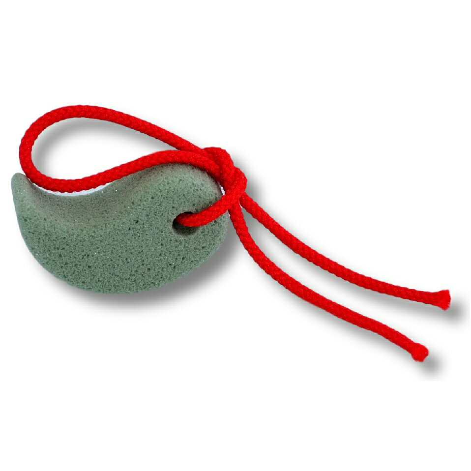 銅抗菌軽石 勾玉型 トロピカル 緑 肘 足 膝 かかと 角質ケア 角質除去 角質けずり フットケア マメ タコ 浴室 風呂場 きめが細かく肌に優しい 肌を傷つけ...