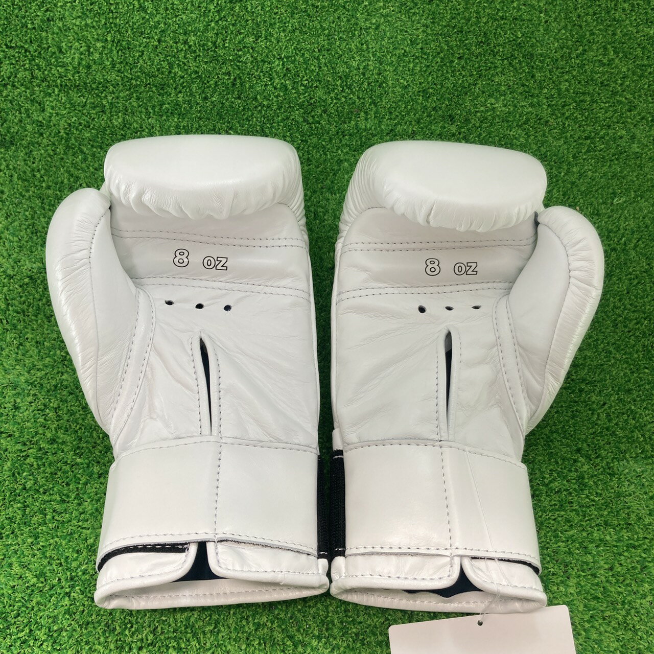 winning ウイニング ボクシンググローブ MS-200 プロフェッショナルタイプマジックテープ式 8オンスグローブ 白