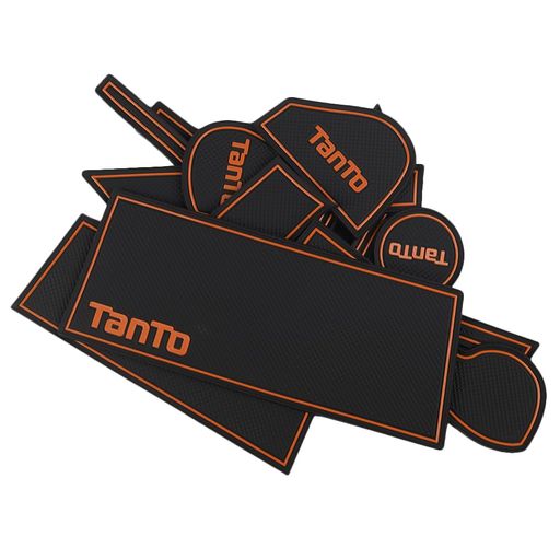対応車種:タント(カスタム)タントファンクロス LA650S/LA660S 前期 2019.7-2022.10。 ※お車と画像をご確認頂いた上、お買い求めくださいませ。 素材良い:高品質PVC素材を使用し、軽量・柔軟・高耐久が特長で、見た目の質感も良い。環境に優しいし、耐久性に優れ、長期ご使用いただけます。 滑り止め:走行中に小物が動かないので安心運転できます。ガタガタの音が少なくなり、ノイズ軽減に非常に役たちます。 汚れ防止:汚れやすい、掃除しにくいところにラバーマットがあれば、簡単に解決。水洗い可能な材質なので、汚れても水で洗い流せばきれいになる。 雰囲気アップ:選べる四仕様、内装にぴったり。明るい赤やオレンジ、高級感ある黒、夜になると発光する白。お好きな色をお選びいただけます。