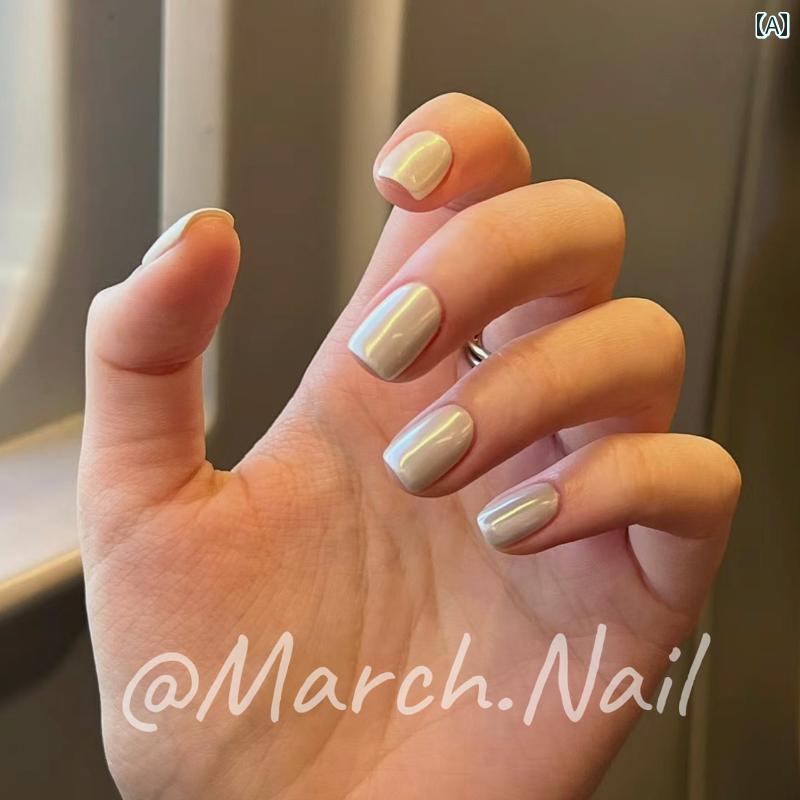 ネイル アート パッチ ヘイリーと 同じ ソリッドカラーの ウェアラブル ネイル 2025年 新年 スタイル ..