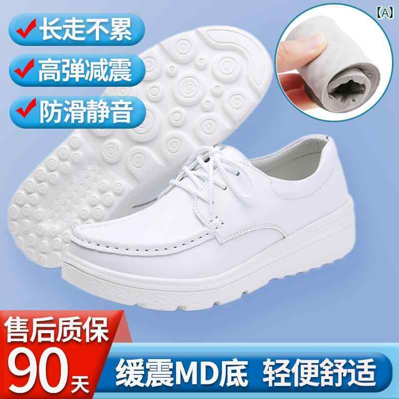 シューズ　スリッパ　カジュアル 足が 疲れにくい 柔らかい ソールを 採用 した 暖かい て 快適 黒の 作業 靴です。 滑りにくく ベルベット 素材で 通気性に 優れた スモール レザーシューズ。 大きいサイズ 対応の 厚底 キッチン シューズ