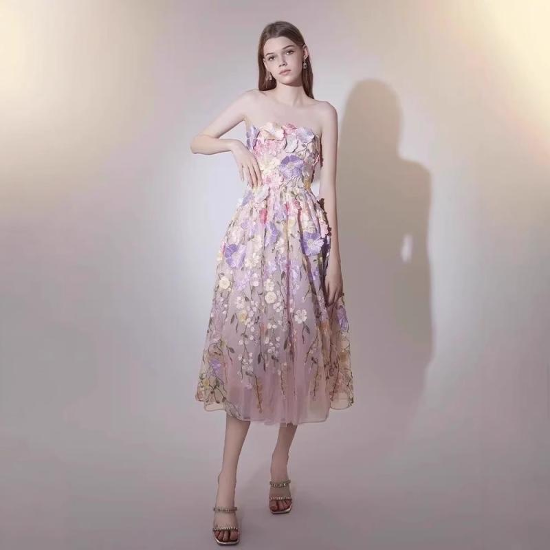 Skirts - 春夏 レディース ストラップレス ワンピース レース 切り替え 立体 花 刺繍 カラフル ドレス 華やか デザイン 通気性 軽量 フォーマル