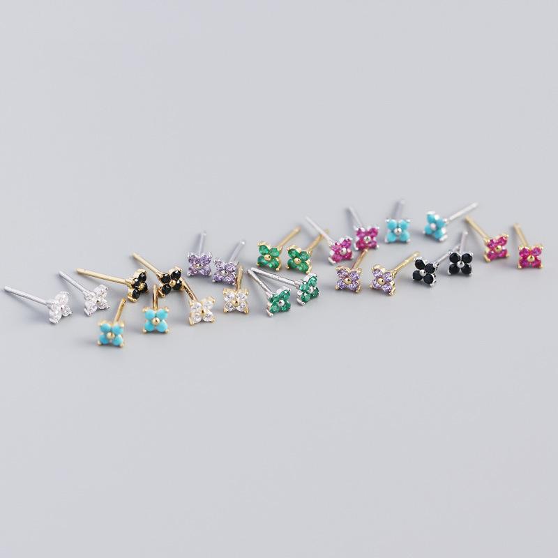 ピアス レディース シルバー925 四つ葉の花 フラワーモチーフ 小ぶり アクセサリー...