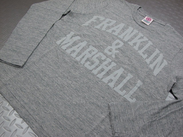 FRANKLIN＆MARSHALL/フランクリンアンドマーシャル TSHIRT JERSEY ROUND NECK LONGアーチロゴ プリント長袖Tシャツ/カットソーSPORT GREY(スポーツグレー)/TSMVA224XNW16