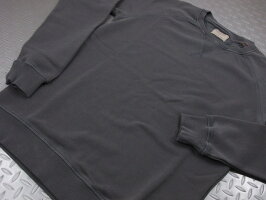 無地でも地味にはならないのはサ・ス・ガ!サラリと羽織れる、ヌーディーの無地トレーナー★NudieJeansco,ヌーディージーンズ,SAWYER,ORGANICSWEATSHIRTOD,ガゼット付きスウェットシャツ,クルーネックスェット,ANTRACITE,アンスラサイトグレー,