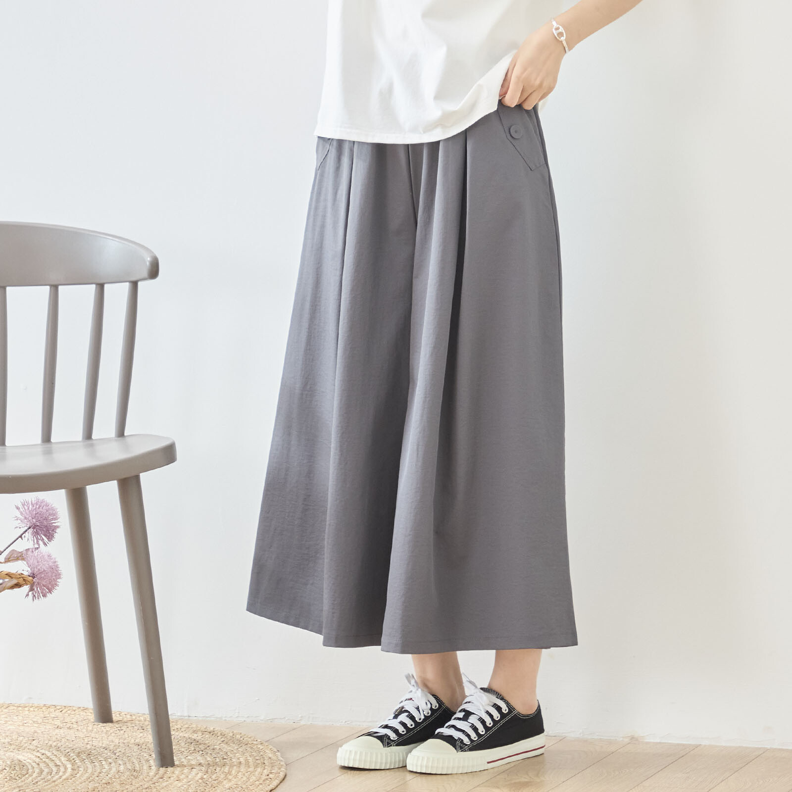 乐天商城 - new春服新作【即日発送】TRUBE【M~L】タックフレアガウチョパンツ(N52-175) 普段着 おしゃれ着　（パンツ単品の価格）ミセスファッション 大人可愛い 30代 40代 50代 60代　若見え　洋服　婦人服　可愛い服　夏　春　新作