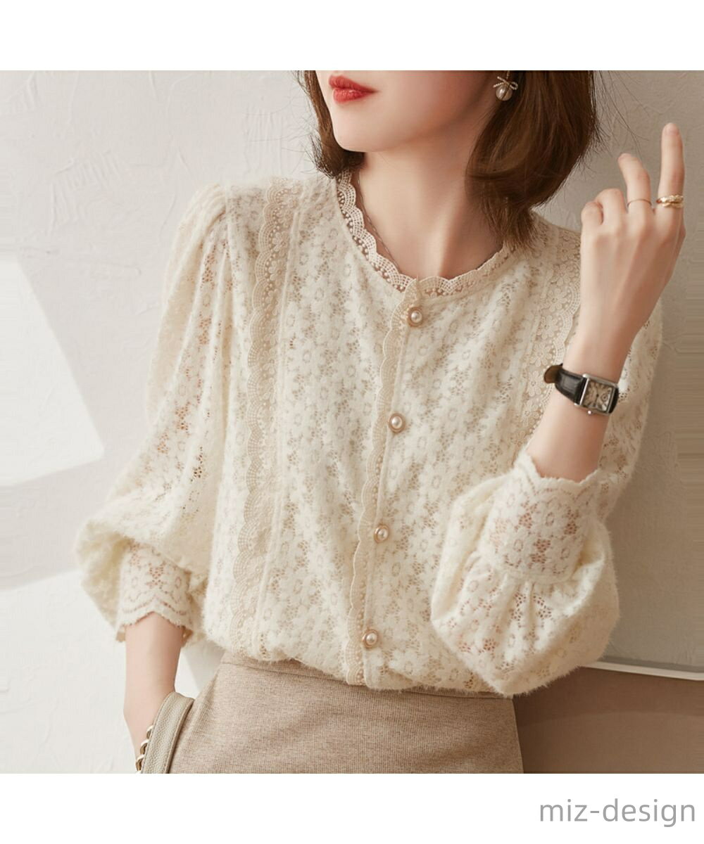 【送料無料】上 可愛い フリル ランタンスリーブ ラウンドネック フレンチ 夏 コーデの主役になるパールボタンフラワーレースブラウス