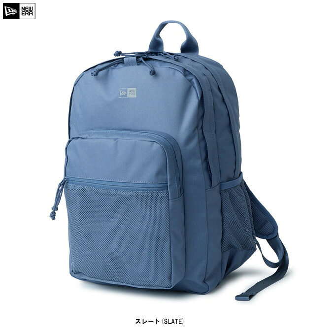 ■品番 14750925 ■商品説明 通学等のデイリーユースに適した四角い形状で効率的な収納が可能な大容量バックパック。 ・小物の取り出しに便利な外側のメッシュポケット。 ・外側のポケット内部にインナーフックを配備。 ・500mlのペットボトルが収納可能なサイドポケットを両側に配備。 ・高いクッション性でラップトップPC等を保護するインナーポケットを配備。 ・外側上部付属のループ部分には別売りの［Cap Clip］を装着可能。 ※キャップクリップは別売です。 ■素材 ポリエステル ■カラー スレート(SLATE) ■サイズ H44cm×W30cm×D24.5cm 商品容量：35L ■当社在庫商品