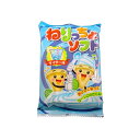 希望小売価格:35円×24個　840円（税別） ミニチュアのソフトクリームみたいなお菓子。 練って作るサイダー味ソフトクリーム。 お水とソフトパウダーを混ぜたら、コーンにのせて出来上がり！ 保育園・幼稚園児のおやつやご褒美、イベントにもおすすめ♪大人買いももちろんOKですよ★ 商品名 ねりっちょソフト サイダー メーカー名 マルタ食品 内容量 24個 賞味期限 パッケージに記載 原材料 【パウダー】ブドウ糖(国内製造)、砂糖、粉末水飴、澱粉、卵白（卵を含む）／酸味料、重曹、香料 【コーン】小麦粉、コーンスターチ／加工澱粉、膨張剤、水酸化Ca、アナト—色素 保存方法 直射日光、高温多湿はお避けください。 備考 ・メーカー取り寄せ可能商品となります。 ・大量注文の場合は発送までにお時間を頂く場合があります。業務用やイベント等に必要な場合はお問い合わせください。・数量がご希望に添えない場合がございますのでその際は当店からご連絡させていただきます。 JANコード 4977831001277■メーカー終売等について ご注文済みの商品が終売、名称変更等がメーカの都合上、急遽される場合があります。 その際は、大変申し訳ございませんが同等の商品への変更（シリーズ、味等の変更）もしくはお客様のご希望でキャンセルとなってしまう 場合がございますので予めご了承ください。 該当する商品をご注文のお客様には個別にご連絡させて頂いております。 大きな変更等が無い場合はそのまま発送させて頂いておりますのでご了承ください。 ■食品商品の賞味期限について メーカー表記の賞味期限に近い商品を発送するように心がけております。 店内の在庫商品を発送する場合に関しても1ヶ月以上期限が残っている商品を発送しております。 特価商品、半生系の物については商品の特性上、期限の残日数が少ない場合がございます。 ★半生系のお菓子 商品の特性上、元々賞味期限の短い商品がほとんどです。 発送する商品に関しましても他の商品より賞味期限が短くなりますのでご了承ください。 ★チョコレート 駄菓子関連のチョコレート製品は4月〜9月位まで製造中止となっております。 この期間の予約・発注は不可となり、在庫のみの発送となっておりますのでご了承ください。 9月〜10月より順次再販となります。 ※チョコレート製品等の夏場（もしくは高温の地域）で溶けやすい商品等はクール便での発送をお勧めいたします。 （別途クール代金がかかります。） ※クール便の指定のない場合は通常便での発送となります。商品が解けていた際等の責任は当店では負いかねますので ご了承ください。