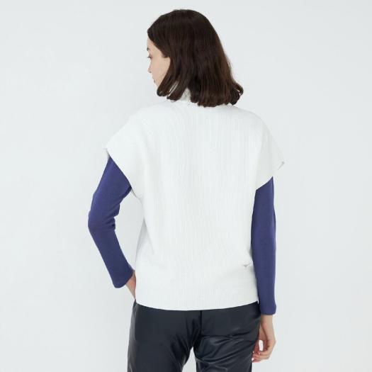 ミズノ公式【MGFコレクション】ハーフジップフレンチベスト レディース オフホワイト