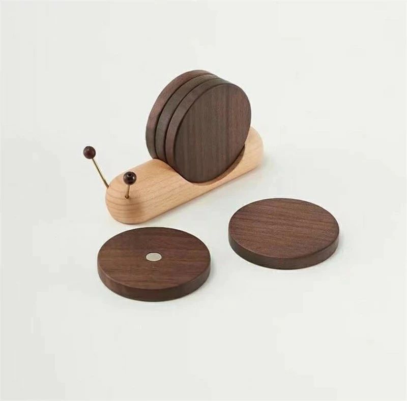 送料無料 プレゼントにも最適 ギフト 2色 天然木 天然木 木材 洗える 水洗い 丸形 小 受け皿 木製 カッ..
