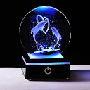 3D クリスタルボール ガラス玉 置物 3D Laser Crystal Ball Dolphin Gifts for Women Men,Dolphin Decor Glass Figurines Statue Stuff for Room Decorations Birthday for Lovers Keepsake Paperweight (2 Dolphin in The Crystal Ball) 【並行輸入品】