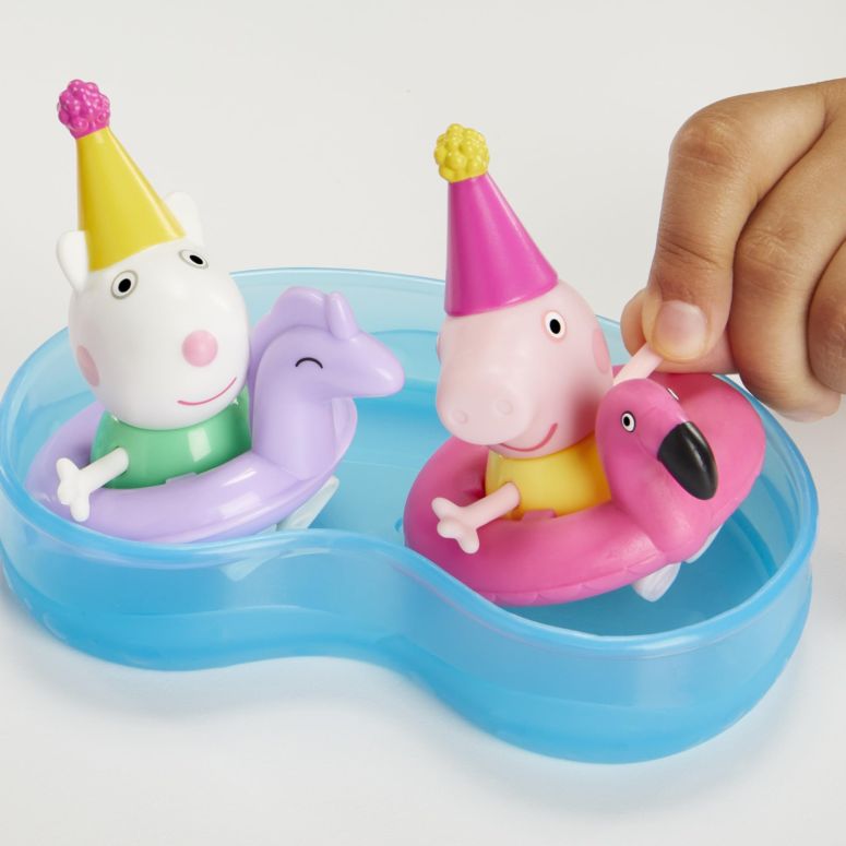 ペパピッグ きんてれ Peppa Pig Peppa’s Pool Party Playset with 2 Figures and 4 Accessories, Preschool Toys, Kids Gifts, Ages 3+ 【並行輸入品】