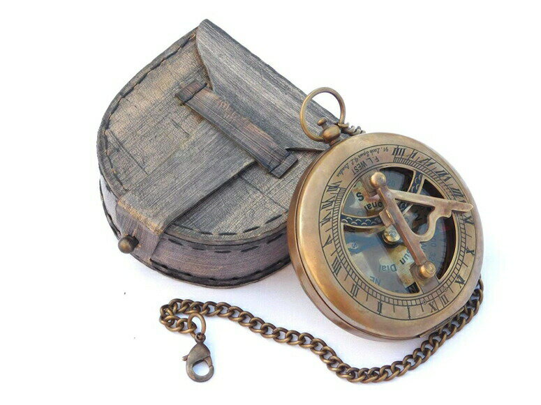   ѥ 夦 ݡ֥  Neovivid Brass Sundial Compass With Chain & Leather Case - Marine Nautical - Sun Clock - Steampunk Accessory ¹͢ʡ