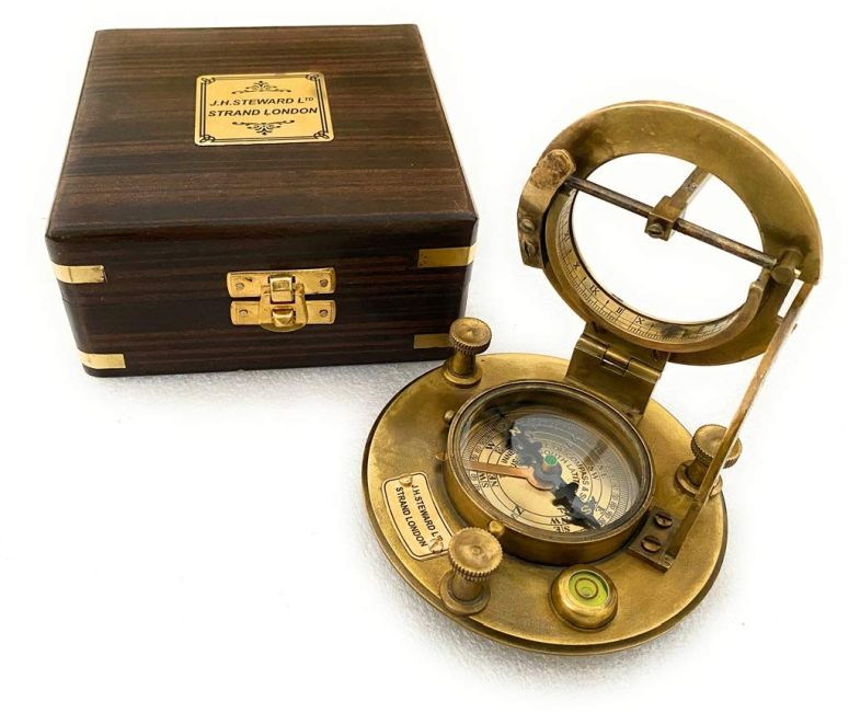 真鍮製 日時計 コンパス 真ちゅう サンダイアル Vintage Marine Nautical Decor Triangle Sundial Brass Compass with Wooden Box/ J.H. Steward Directional Magnetic for Navigation/Sundial Pocket Camping, Hiking, Touring 【並行輸入品】