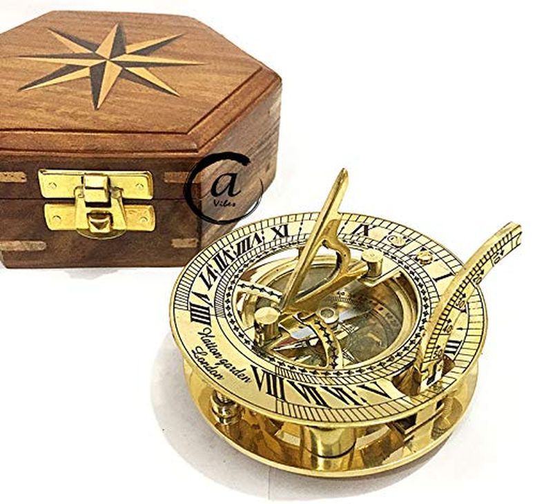真鍮製 日時計 コンパス 真ちゅう サンダイアル AV Nautical Sundial Brass Compass with Wood Box, Baptism Gifts for Father Brother Sailor Marine (Shiny Brass Finish/Hexagon Box, 3) 【並行輸入品】