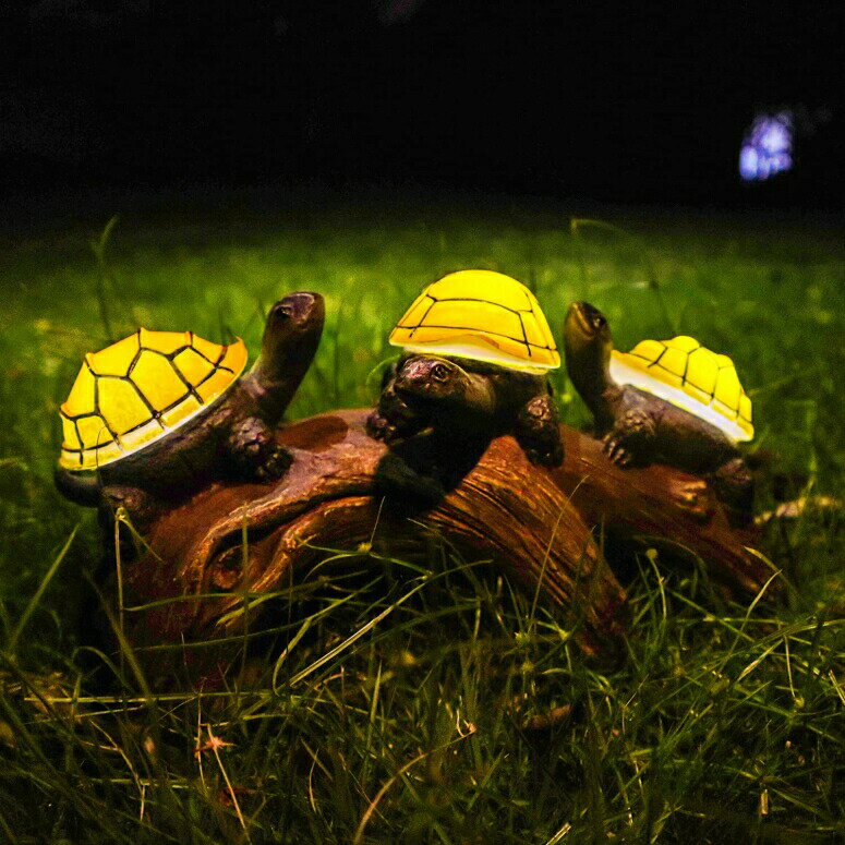 LEDソーラーライト ソーラーパワー ガーデンライト pearlstar Solar Outdoor Statues Turtle on Log Yard Decor, Waterproof Figurine Light Garden Decorations Lawn Ornaments for Patio, Backyard 【並行輸入品】