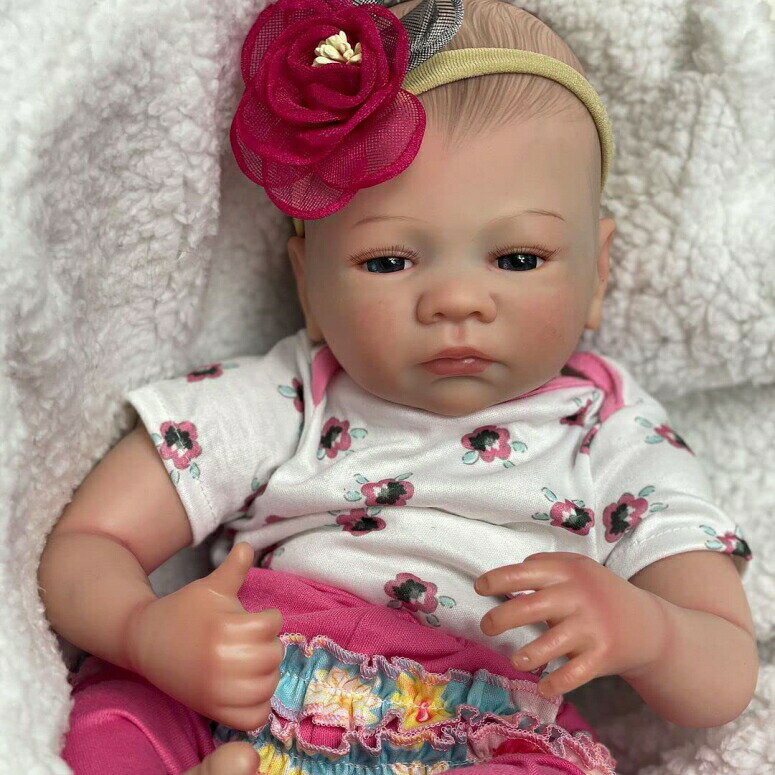 可愛い 赤ちゃん人形 新生児 乳児 新生児 おもちゃ リアル 人形 赤ちゃん Adolly Gallery 18 inch Realistic Doll - Soft Weighted Simulation Silicone Vinyl Newborn - Lifelike Baby Dolls with Clothes Name 【並行輸入品】