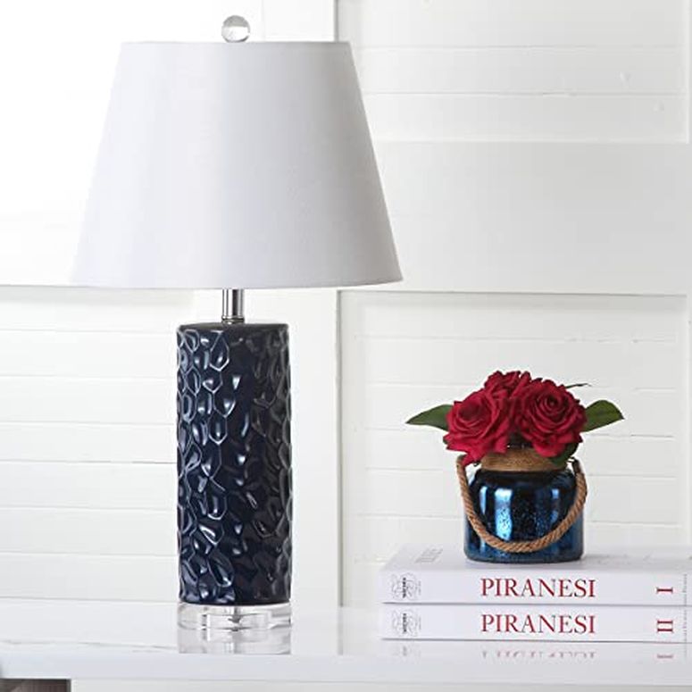 サファヴィヤ safavieh テーブルランプ サファビヤ サファヴィア SAFAVIEH Lighting Collection Dixon Modern Navy 24-inch Bedroom Living Room Home Office Desk Nightstand Table Lamp Set of 2 (LED Bulbs Included) 【並行輸入品】