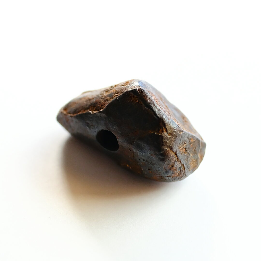 【さざれし工房】 石笛 「壺石谷 GOLD」 褐鉄鉱 （鹿児島県産） リモナイト ライモナイト 一点物 無着色 パワーストーン お守り 縁起物 ギフト プレゼント 贈答品 縁起物 誕生日 記念日【送料無料】