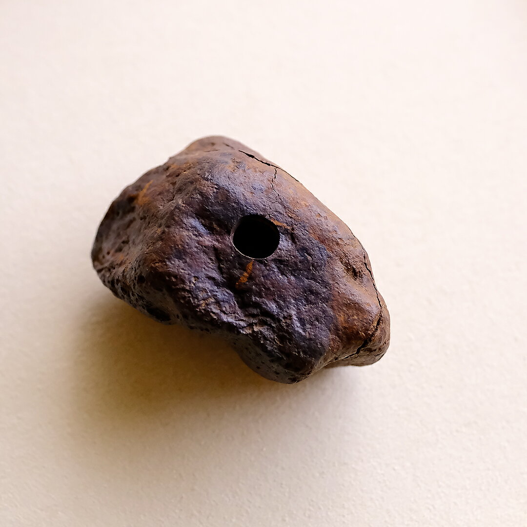 【さざれし工房】 石笛 「薩摩路」 褐鉄鉱 （鹿児島県産） リモナイト ライモナイト 一点物 無着色 パワーストーン お守り 縁起物 ギフト プレゼント 贈答品 縁起物 誕生日 記念日【送料無料】