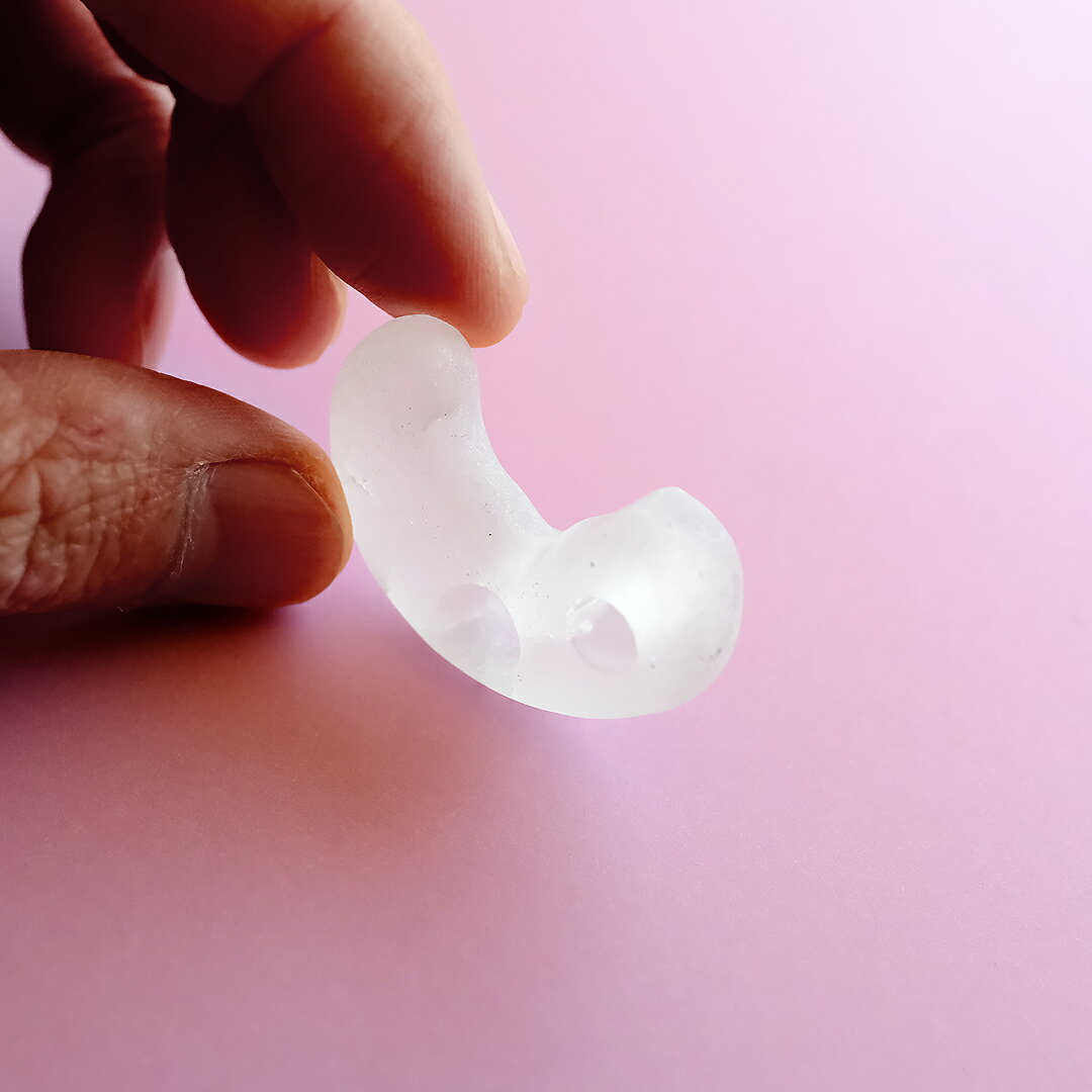 【さざれし工房】 水晶勾玉「風の音 SAYAKANI」(38.1mm/水晶) クリスタル クォーツ 日本製 手作り ハンドメイド 一点物 パワーストーン お守り 縁起物 まがたま ギフト プレゼント 贈答品 縁起物 透明【送料無料】