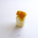 翡翠(ひすい)置物・落款印材『ONGA』イエロー&オレンジ翡翠 三本足蛙 古銭 カエル 一点物 高品質 希少 無着色 ミャンマー産天然ヒスイ ジェダイト 硬玉 ...