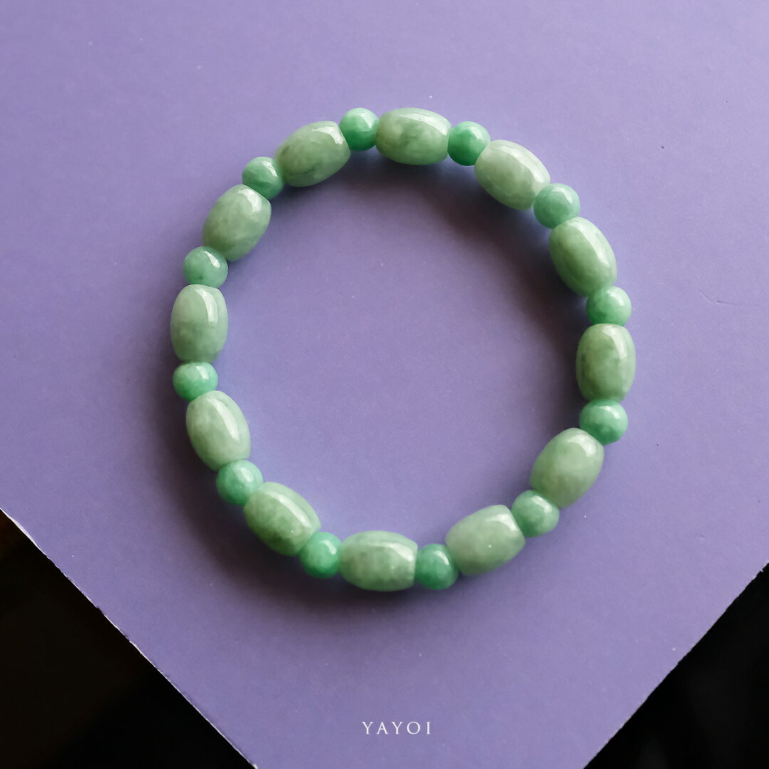 Rakuten - 翡翠(ヒスイ) 丸玉ブレスレット『YAYOI』（グリーン翡翠/内周15.0cm）一点物 無着色 上質 ミャンマー産 天然ひすい ジェダイト 硬玉 天然石 パワーストーン 5月誕生石 プレゼント ビーズ シリコンゴム【送料無料】
