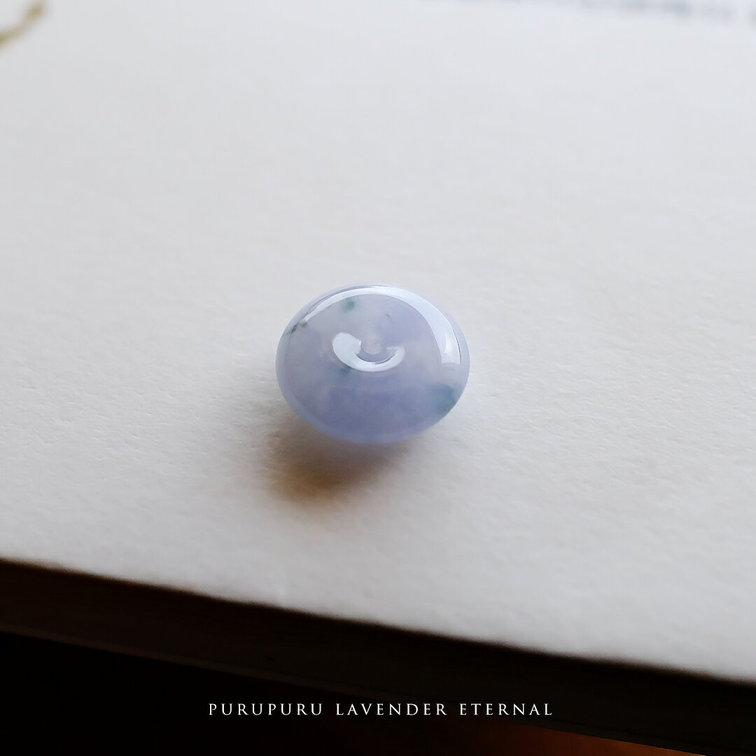 翡翠(ヒスイ) 玉璧 ペンダントトップ 『PURUPURU LAVENDER ETERNAL』ラベンダー翡翠 ミャンマー産 一点物 天然ひすい 高品質 無着色 ナチュラル 硬玉 ジェダイト 国石 お守り ギフト プレゼント 5月誕生石 誕生日 記念日 ネックレス【送料無料】【鑑別書作成無料】