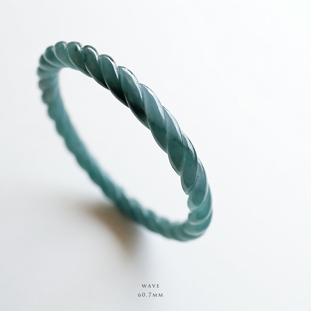 翡翠 (ひすい) バングル『WAVE』( 円形 / 内径60.7mm ) ブルー翡翠 一点物 希少 高品質 無着色 グアテマラ産天然ヒスイ ナチュラルジェダイト 硬玉 お守り 5月誕生石 国石 プレゼント 誕生日 【鑑別書作成無料】【送料無料】