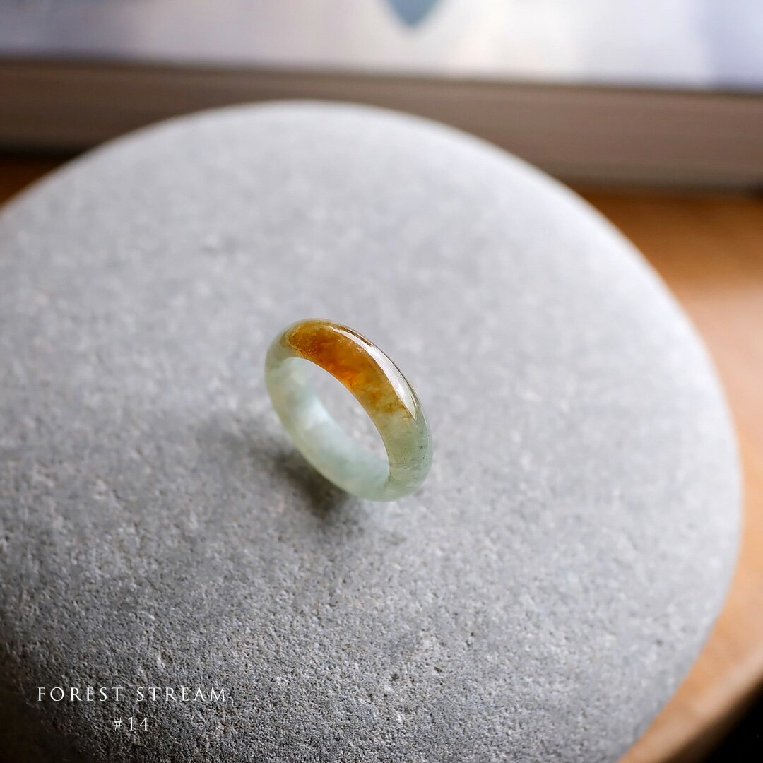 Rings - 翡翠 (ヒスイ)くりぬきリング 『FOREST STREAM』(14号/オレンジブラウン＆アイシーグリーン翡翠) 一点物 希少 高品質 無着色 ミャンマー産天然ひすい ナチュラルジェダイト 硬玉 5月誕生石 国石 お守り パワーストーン ギフト 誕生日 記念日 指輪【送料無料】
