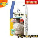 お米と混ぜて炊くだけ！ご飯に比べて低カロリーになるこんにゃくごはんです。ごはんと変わらない風味、食感にグレードアップしました。冷凍しても美味しくお召し上がりになれます。1.お米を洗い、水切りします。※マンナンヒカリは洗わないでください。2.水切りしたお米に本品を加えます。※分量のめやすは下記をご覧下さい。3.水を加え軽くかき混ぜ、通常どおり炊飯します。※水が白く濁りますが、問題ありません。 〔分量の目安〕お米1合とは：約150g ・カロリー33%カット 炊き上がり2合の場合 米1合＋本品1本75g＋水 釜2合目盛りまで ・カロリー50%カット 炊き上がり2合の場合 米1/2合＋本品1.5本113g＋水 釜2合目盛りまで 商品詳細 メーカー 大塚食品 1袋（525g）あたり(税別) 820円 原材料 でんぷん、糖類、こんにゃく精粉、はちみつ粉末、米粉、増粘多糖類、グルコン酸Ca、調味料（有機酸） 栄養成分 (75gあたり〔炊飯前〕)エネルギー187kcal、たんぱく質0.2g、脂質0.3g、糖質44.4g、食物繊維20.6g、カリウム5mg、カルシウム140mg、リン12mg、ナトリウム111mg（食塩相当量：0.3g） 賞味期限 （メーカー製造日より）18カ月