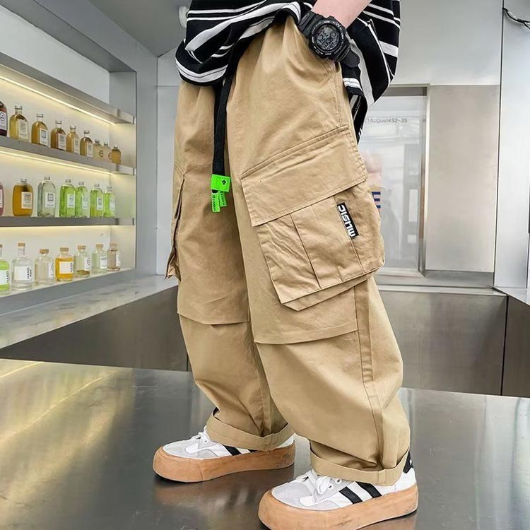 ウエストゴム 長ズボン ロングパンツ カーゴパンツ カジュアル ワイドカーゴパンツ 男の子 ゆったり ボトムス ジュニア ビッグポケット チノパンツ 子供服 子ども服 ストリート ワークパンツ カーゴパンツ 120 130 140 150 160 - 3