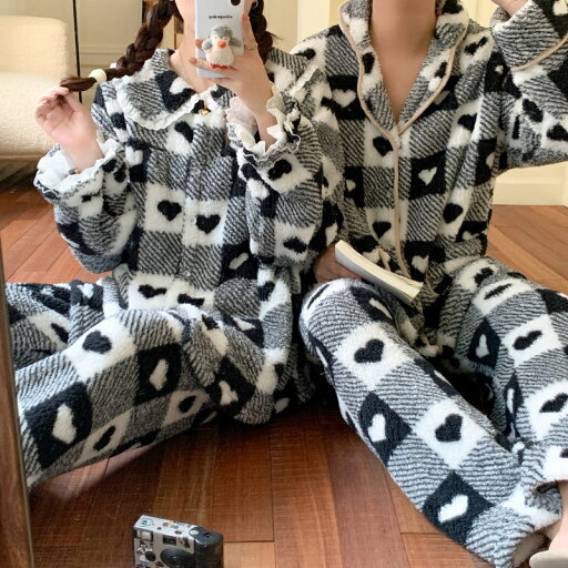 ペアパジャマ もこもこ 冬 男女2着 セット 厚手 防寒 セットアップ 秋冬 折り襟 ルームウェア ペアルック チェック ハート おしゃれ カップル ペア 長袖 前開き パジャマ レディース 夫婦 メンズ 上下セット 秋 結婚祝い プレゼント お祝い お揃い ギフト 部屋着 ペアパジャマ もこもこ 冬 男女2着 セット 厚手 防寒 セットアップ 秋冬 折り襟 ルームウェア ペアルック チェック ハート おしゃれ カップル ペア 長袖 前開き パジャマ レディース 夫婦 メンズ 上下セット 秋 結婚祝い プレゼント お祝い お揃い ギフト 部屋着