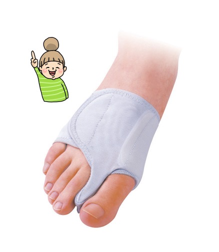 商品情報 メーカー 三進興産サイズ S（21.5〜23cm）M（23.5〜25cm）L（25.5〜27cm）素材 ナイロン、ポリウレタン入数 片足（1枚）※左右の指定が必要です。【親指と小指の曲がりに】ソルボ 外反母趾内反小趾サポーター（片足） 三進興産 サポーター 内反小趾 右足用 左足用 薄い S/M/L グレー 男女兼用 調整可能 マジックテープ 面ファスナー パワーメッシュ パッド 外反母趾や偏平足、ハイアーチ等の“足トラブル”の緩和グッズの定番【ソルボシリーズ】・指を開かせ足裏のアーチを再生させる・横アーチの締め付けを調整可能 2