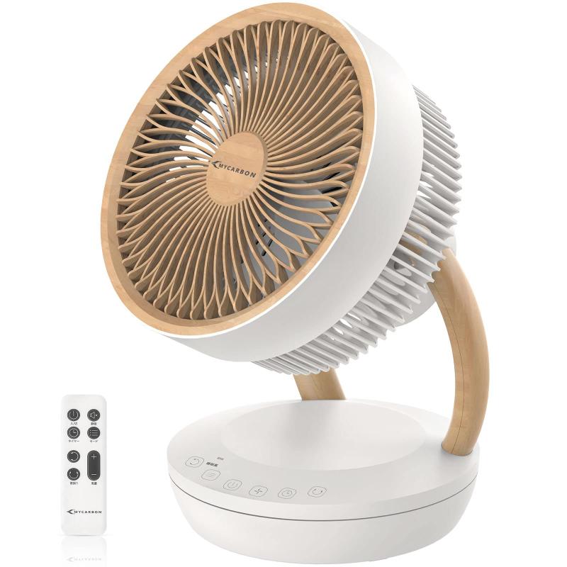 MYCARBON サーキュレーター DCモーター 扇風機 【静音 強風 木目 猛暑対策】卓上扇風機 省エネ 節電 パワフル送風 分解可能 上下左右首振り 切タイマー 換気/空気循環/部屋干し 大風量 衣類乾【大風量循環・パワフル送風 梅雨部屋干し対応】最新 DC モーター搭載サーキュレーターは、風を直線集中させ最大風量約 28.62m³/min を実現。室内空気を素早く攪拌し、日常換気・空気循環はもちろん、梅雨時の部屋干し・衣類乾燥に最適。密閉空間のこまめな換気にも役立ち、一年中通して様々な生活シーンで活用できます。【DC モーター搭載・超静音＆省エネ 寝室安眠向け】先端技術の DC モーターを採用し、静音性と省エネ性に優れています。風量 1 段階時動作音わずか 22dB で、寝室や書斎でも騒音を気にせず安眠可能。最大消費電力 25W、1 日 8 時間使用で電気代は約 5.4 円と家計に優しい。8 段階風量切り替えに加え、睡眠モード・ECO モード・通常風モードの 3 種送風モードを搭載し、シーンに合わせて使い分けできます。【木目調おしゃれデザイン＆分解簡単お手入れ】高級感のある木目調デザインはインテリアに自然に馴染み、リビング・寝室・オフィス・植物置き場など空間を上品に演出。本体はネジ 1 つで簡単分解、前ガードを回すだけで羽根のホコリ掃除が可能。組み立ても手軽で、毎日清潔に使い続けられます。【3D 立体首振り・リモコン付き室温表示機能】70° 左右自動首振り＋上下 70° 自動首振り、手動でさらに 20° 角度調整可能な 3D 立体送風。可動範囲が広く、部屋の隅々まで柔らかい風を届けます。専用リモコン付きで離れた場所から遠隔操作が可能、わざわざ立ち上がる必要がありません。デジタル室温表示搭載で室内温度を一目で確認でき、冷え過ぎや暑さ調整に便利です。【オールシーズン対応・PSE 認証済み 24 ヶ月】一年中フル活用可能な万能サーキュレーター：春秋天は換気・空気循環、夏はエアコンと併用で室温均一化、冬は暖房の温風を部屋全体に循環。熱中症・梅雨湿気対策にも最適。商品はPSE 認証済みで安全安心、ご購入日より 24 ヶ月製品付き。不具合があればいつでもカスタマーサービスに対応可能です。