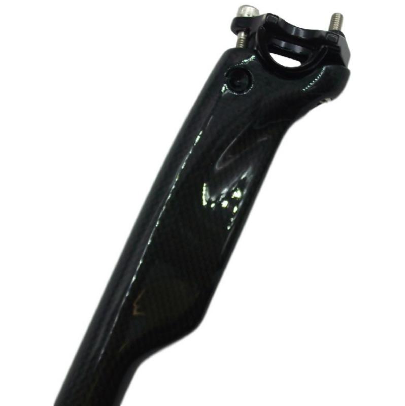phalatina エアロ カーボン シートポスト 軽量 27.2 30.8 31.6 mm 光沢 非光沢 クリア マット ブラック ロード マウンテン バイク MTB シクロクロスとても軽く、見た目も爽やかなエアロタイプのフルカーボン(3K)のシートポストです。カーボンは見た目にも美しく、また高級感が溢れております。適合するマウンテンバイク／クロスバイク／ロードバイク／自転車にお使いいただけます。六角レンチにて2つのボルトで締めつけるため、固定力が高くなっております。シートクランプを別途取り付けてご使用いただくと安定性が増します。カラーは｢クリアブラック｣／｢マットブラック｣、サイズは｢27.2｣｢30.8｣｢31.6｣cmからお選びください。