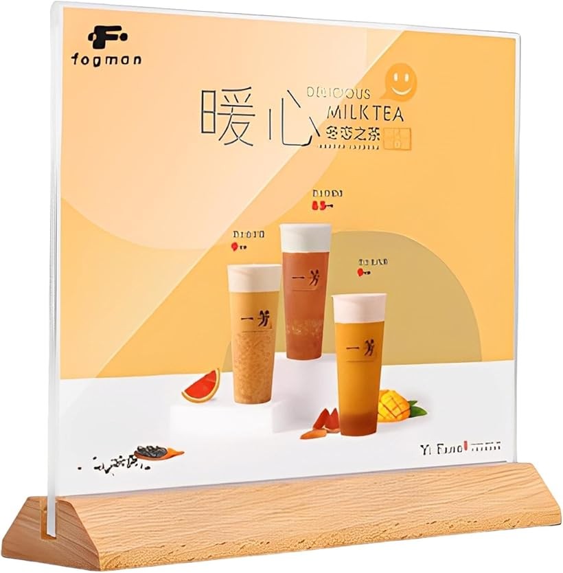 バリエーションコード : 2bjjwxcfcv商品コード2bjjw1pk0d商品名ポップスタンド メニュー A5 A6 縦 横 T型 L型 卓上 木製 広告 飲食店 A6/三角/横ブランドfogmanカラー木製「アクリル樹脂」アクリル樹脂の透明度により、内部の商品や情報が鮮明に見えるため、顧客が正確に確認しやすく、商品の興味を引きます。また、透明度と光沢が高級感や洗練された印象を演出します。「天然の木材」スタンド部分は天然の木材で出来ています。丸みのある優しい雰囲気のデザインで、見る人に温かい印象を与えてくれます。「豊富なバリエーション」サイズは2パターン/土台は3パターン/縦・横の2パターンで計12パターンのバリエーションをご用意。使いたい場所に希望のスタンドを使うことができるため適切にアピールすることができます。「粘着ストリップ」底面には粘着ストリップが付いているので、パネルとベースがズレにくく、触れてもパネルが外れる心配がありません。「商品特徴」(1)差し込み簡単：シンプルな設計で広告などの出し入れがしやすい/(2)優れたデザイン性：平面、三角、斜面3つの形状を選べる/(3)縦横2つのサイズ：縦長横長2種類のサイズがあるので使いやすい/(4)アクリル樹脂の素材：透明性が高いので、写真や文字が見やすい「商品詳細」素材：木材＋アクリル形：T字 平面/T字 三角/L字 斜面/サイズ：A5：150x210mm/A6：100x150mm//商標登録第6354569号※ 他ネットショップでも併売しているため、ご注文後に在庫切れとなる場合があります。予めご了承ください。※ 品薄または希少等の理由により、参考価格よりも高い価格で販売されている場合があります。ご注文の際には必ず販売価格をご確認ください。※ 沖縄県、離島または一部地域の場合、別途送料の負担をお願いする場合があります。予めご了承ください。※ お使いのモニタにより写真の色が実際の商品の色と異なる場合や、イメージに差異が生じることがあります。予めご了承ください。※ 商品の詳細（カラー・数量・サイズ 等）については、ページ内の商品説明をご確認のうえ、ご注文ください。※ モバイル版・スマホ版ページでは、お使いの端末によっては一部の情報が表示されないことがあります。すべての記載情報をご確認するには、PC版ページをご覧ください。