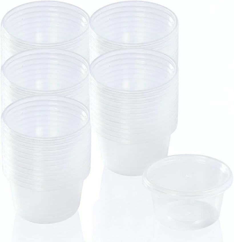 バリエーションコード : 2brjndruf5商品コード2brjn0s063商品名カブトムシ プリンカップ 幼虫 小分け ケース 昆虫 飼育 蓋付き 穴あきブランドJP Numberカラー50個セット「生体の小分けに」産卵直後の卵や、成長段階の異なる幼虫を個別管理しやすい小分けカップ。プロの飼育・繁殖の現場で使いやすい仕様を意識。持ち運びや配布、仮置きにも使える万能カップとして、あらゆるシーンで活躍します。「通気穴あり」フタと本体にそれぞれ通気穴があり、フタ密閉時でも空気の流れを確保。カップは中が見える透明素材で状態確認もクリアに行えます。「扱いやすいサイズ」棚やケース内に多段配置しやすいサイズ感。陳列時にも見栄えが良く、たくさん置けて実用的です。大容量セットでのお届けで高コスパなのもポイントです。「商品内容」サイズ：直径約7.5cm、底面約5.5cm、高さ約4cm　主な材質：プラスチック　＊サイズ詳細は商品画像をご確認ください。JP Numberブランドより、オリジナルパッケージでお客様の元へお届けいたします。（商標登録第6628185号）※ 他ネットショップでも併売しているため、ご注文後に在庫切れとなる場合があります。予めご了承ください。※ 品薄または希少等の理由により、参考価格よりも高い価格で販売されている場合があります。ご注文の際には必ず販売価格をご確認ください。※ 沖縄県、離島または一部地域の場合、別途送料の負担をお願いする場合があります。予めご了承ください。※ お使いのモニタにより写真の色が実際の商品の色と異なる場合や、イメージに差異が生じることがあります。予めご了承ください。※ 商品の詳細（カラー・数量・サイズ 等）については、ページ内の商品説明をご確認のうえ、ご注文ください。※ モバイル版・スマホ版ページでは、お使いの端末によっては一部の情報が表示されないことがあります。すべての記載情報をご確認するには、PC版ページをご覧ください。