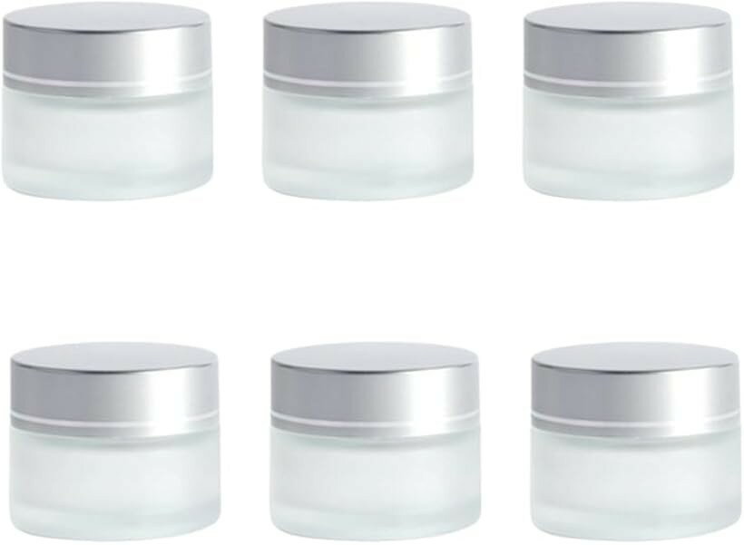 バリエーションコード : 2buh5ccx4f商品コード2buh5clnyc商品名クリームケース ガラス容器 蓋付き クリームジャー コスメ用詰替え容器 遮光瓶 旅行 持ち運び 6個セットブランドAsdaysサイズ等30g「遮光ガラス詰め替えボトル」 スキンケア用品の保存に適した遮光ガラス容器です。光を遮ることで、クリームや化粧品の成分をしっかりと保護します。用途に合わせた小分けが可能です。「持ち運びに便利なサイズ」 用途に合わせてサイズを選べ、持ち運びにも便利です。コンパクトなデザインなので、化粧ポーチやバッグでも場所を取らず、スマートに収納できます。「繰り返し使えるガラス素材」 匂いや色移りがしにくいガラス製で、清潔に保てます。洗浄もしやすいため、繰り返し使うことができ、環境にも優しい仕様です。高級感のあるシルバーカラーの蓋が、上品な印象を与えます。「商品詳細」 素材: ガラス サイズ5種（10g、20g、30g、50g、100g）「オリジナルパッケージ付」 Asdaysブランドよりお届けいたします。※ 他ネットショップでも併売しているため、ご注文後に在庫切れとなる場合があります。予めご了承ください。※ 品薄または希少等の理由により、参考価格よりも高い価格で販売されている場合があります。ご注文の際には必ず販売価格をご確認ください。※ 沖縄県、離島または一部地域の場合、別途送料の負担をお願いする場合があります。予めご了承ください。※ お使いのモニタにより写真の色が実際の商品の色と異なる場合や、イメージに差異が生じることがあります。予めご了承ください。※ 商品の詳細（カラー・数量・サイズ 等）については、ページ内の商品説明をご確認のうえ、ご注文ください。※ モバイル版・スマホ版ページでは、お使いの端末によっては一部の情報が表示されないことがあります。すべての記載情報をご確認するには、PC版ページをご覧ください。