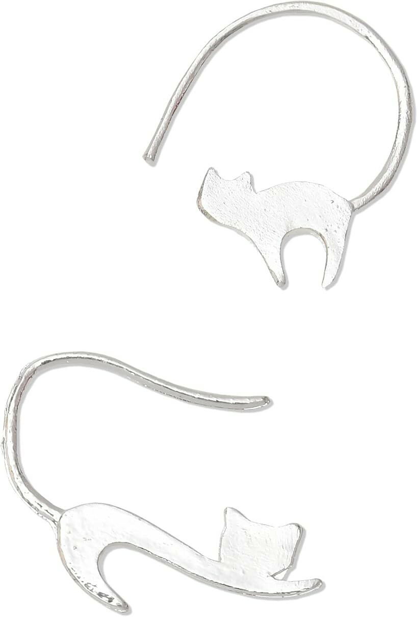 樂天商城 - 猫ピアス レディース 可愛いアシンメトリーのピアス 遊び心のあるデザイン 日常のコーディネートのアクセントにも (シルバー)